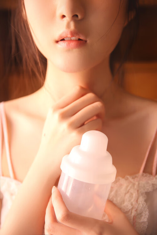 传奇骑手列车表演，骑术展示精彩纷呈，骑士骑车视频