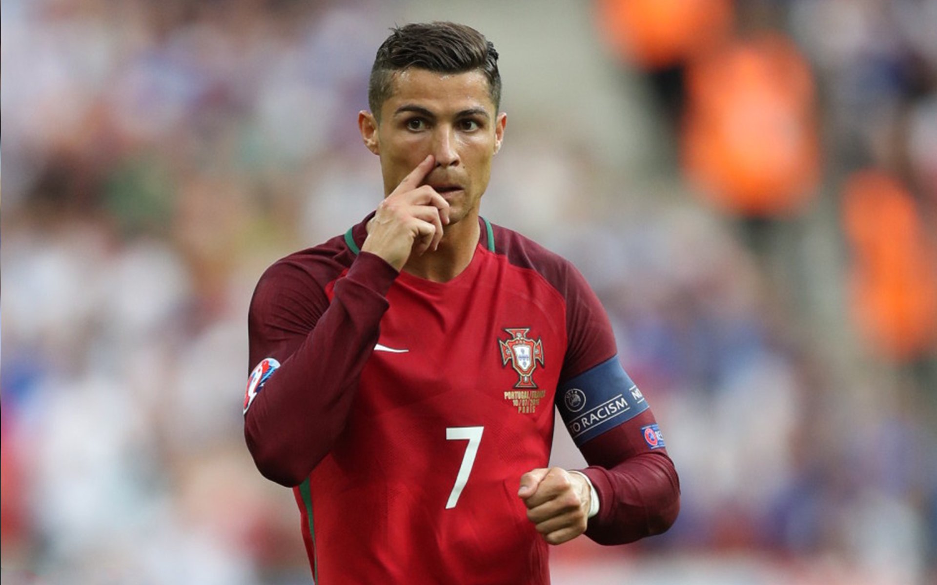 开云体育官方网站-世界杯激战正酣：精彩瞬间不断刷新纪录！，世界杯锦集